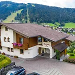 Eva * Flachau