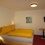 Apartman Eva *