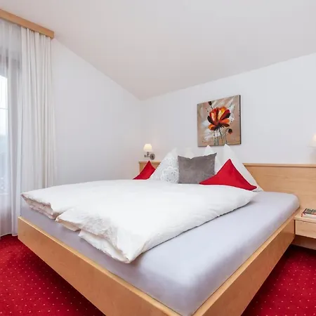 アパート Eva フラッハウ